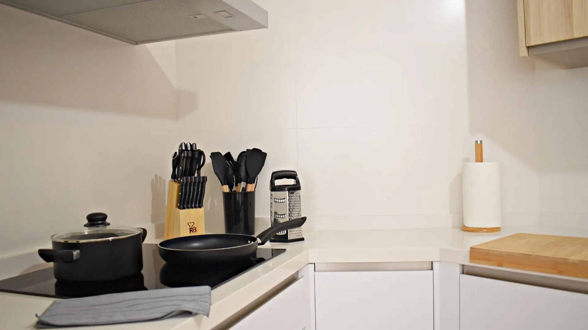 Precioso Apartamento Con Parking En El Centro De Malaga Spain