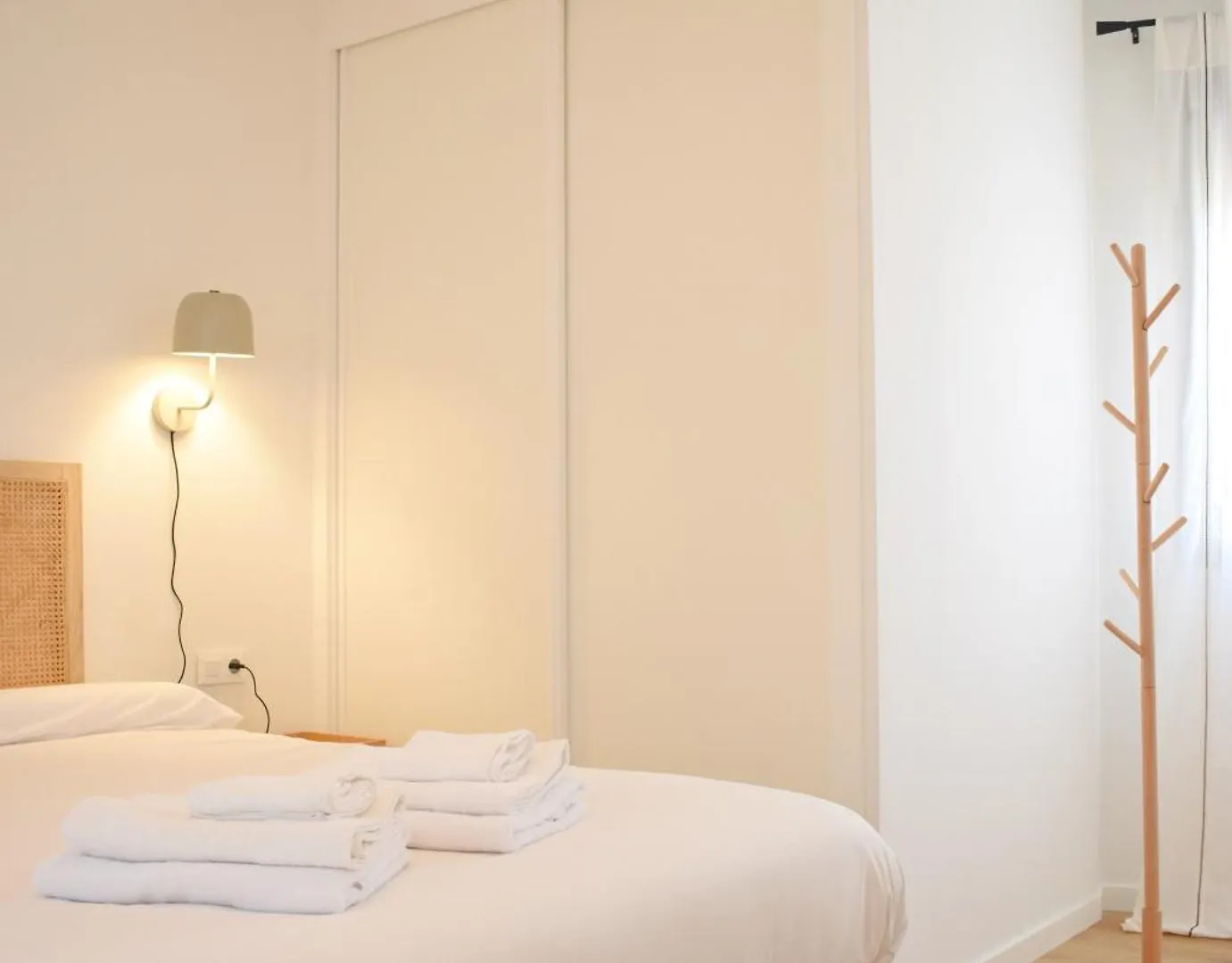 Precioso Apartamento Con Parking En El Centro De Malaga 0*,  Spain